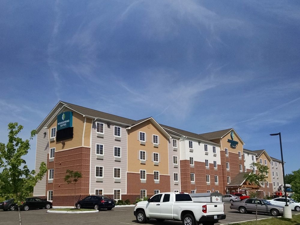 Extended Stay America Select Suites - Cleveland - Airport Fairview Park Екстериор снимка